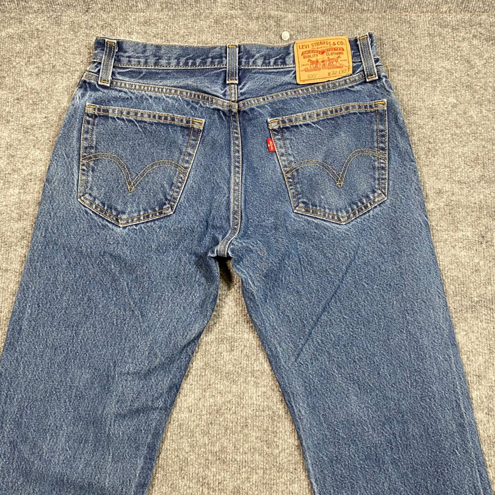 Levis 505 Mens Straight Fit Medium Wash Blue Denim Jeans 32x32 Made in Mexico - Picture 8 of 11